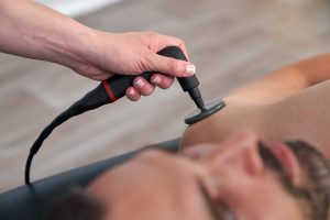 Tratamiento INDIBA fisioterapia musculoesquelética en hombro — FisioForYou Valencia